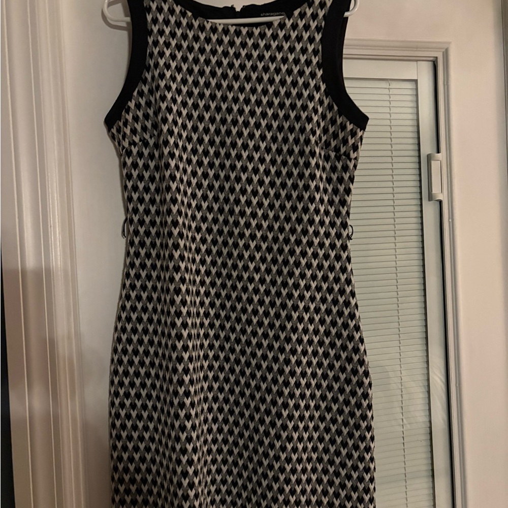 Sharagano Black and White Geometric Mini Dress
